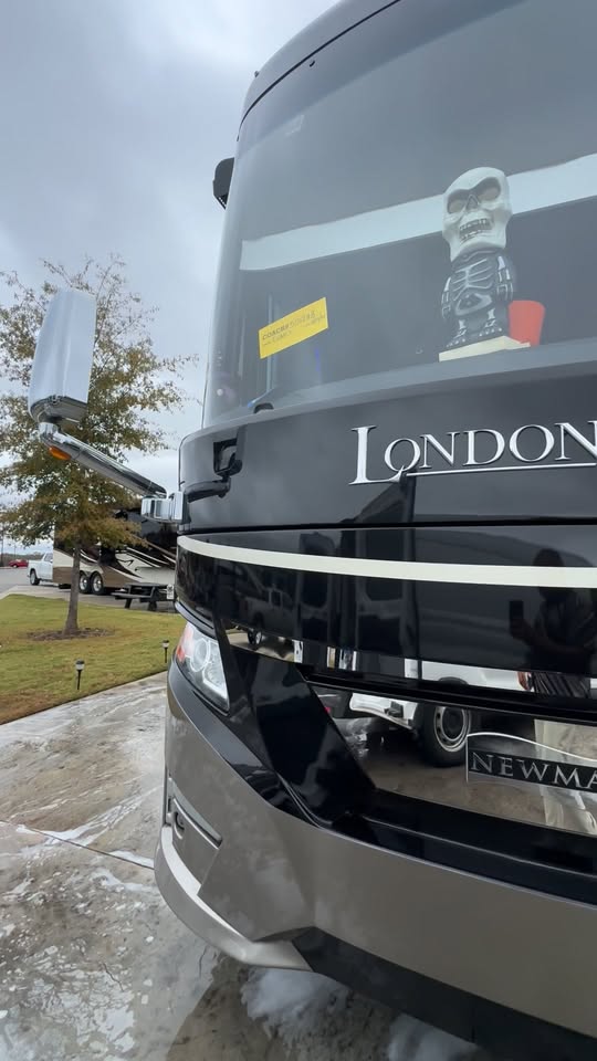 Adv Mobile Detailing LLC. Auto - Marine & RV Detailing | Ceramic Coating — services 2