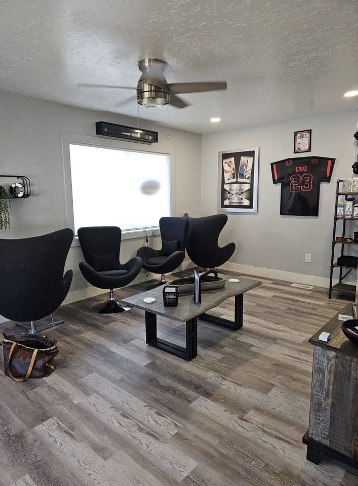 Cruz N Cutz Barbershop — services 1