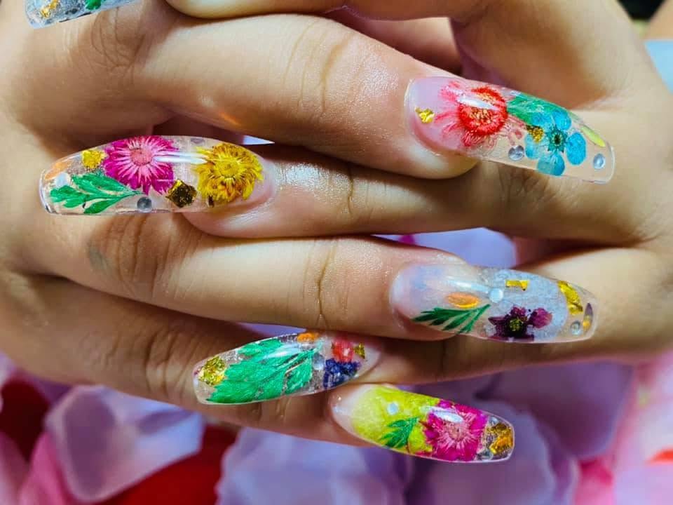 Nailcessity — services 1