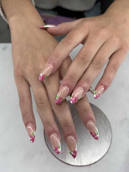 Unique Nails — gallery 2